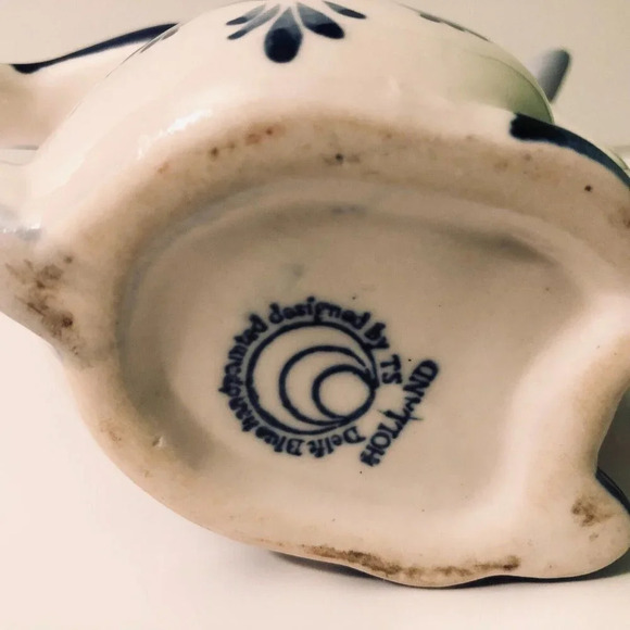 Vintage Delft Ceramic Cow Creamer Figurine 6 Inch Long Blue Hand Painted Holland - Picture 9 of 12
